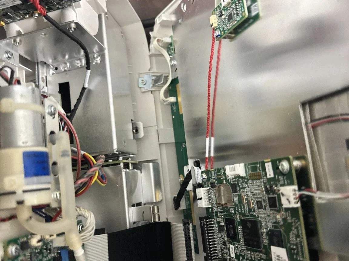 Internal medical equipment components during corrective maintenance