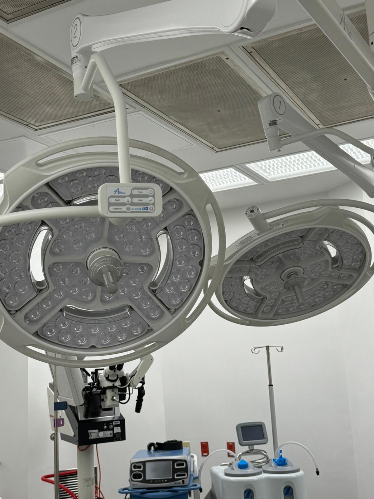 Amico surgical lightheads and articulated support arms associated with a downward-drift repair.